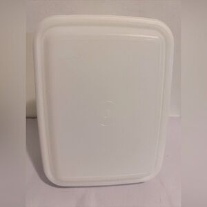 Tupperware # 1254 Sheer Freeze-N-Save Ice Cream Keeper with Lid-EUC